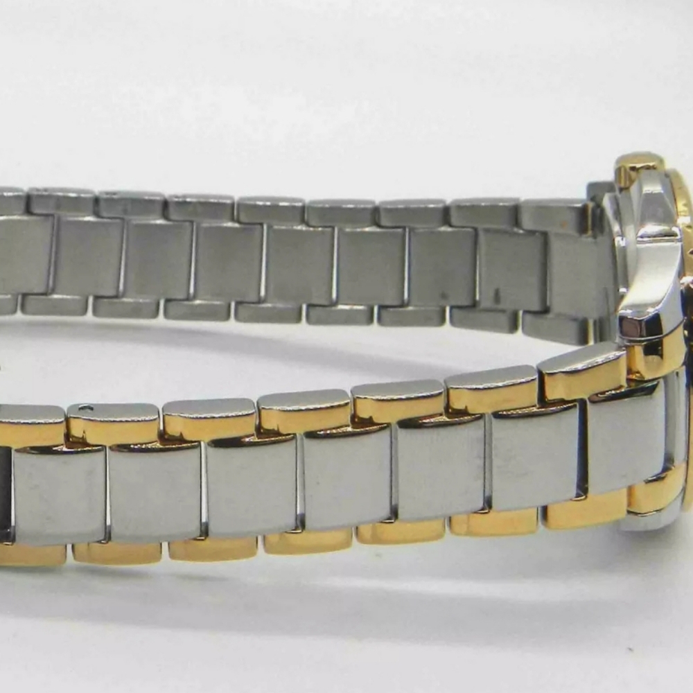 **NEW** Bulova Diamond White Mother of Pearl Dial - Picture 7 of 8